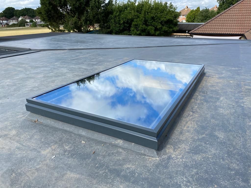 Flat aluminium rooflight, genuine colour and finish sample